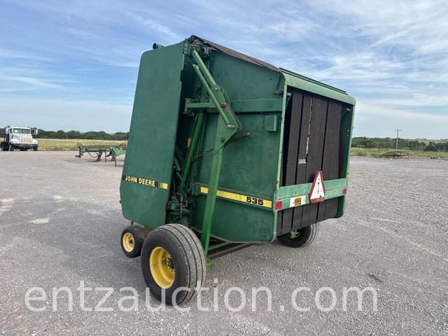 Image of John Deere 535 equipment image 4