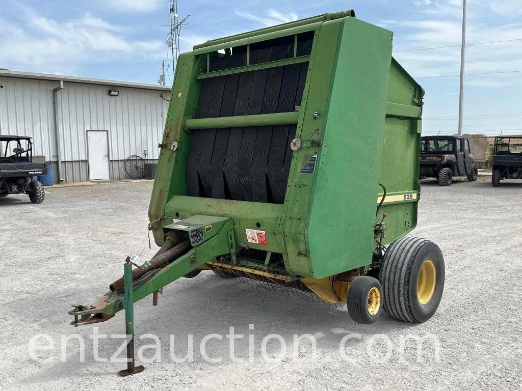 Image of John Deere 535 Primary image