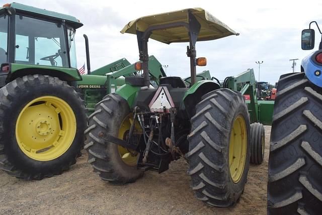 Image of John Deere 5400 equipment image 2