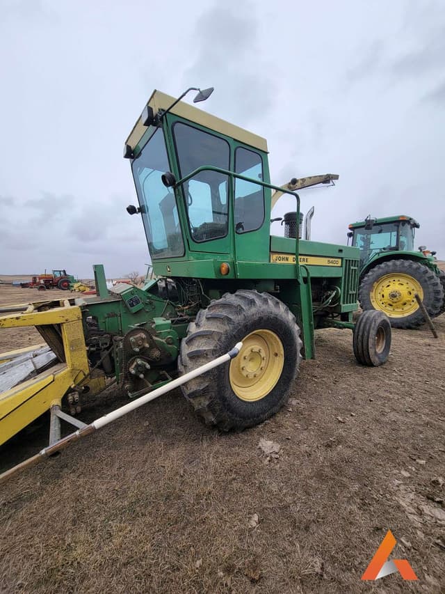 Image of John Deere 5400 equipment image 2