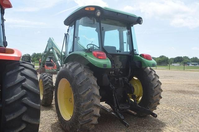Image of John Deere 5425 equipment image 1
