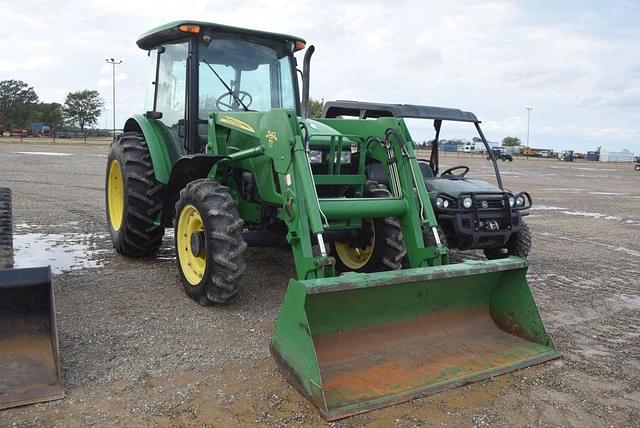 Image of John Deere 5425 equipment image 3