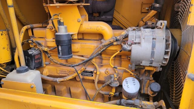 Image of John Deere 544E equipment image 1