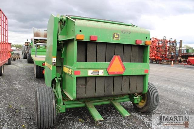 Image of John Deere 546 equipment image 2