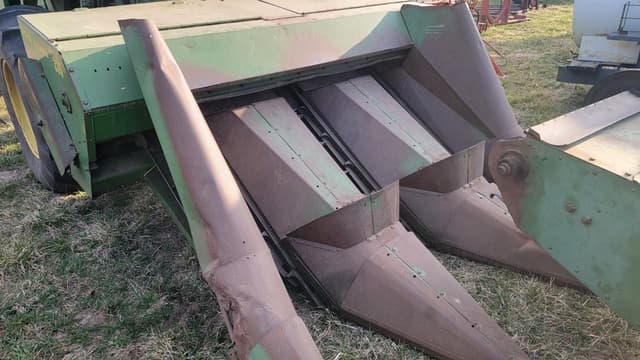 Image of John Deere 55 equipment image 4