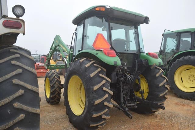 Image of John Deere 5525 equipment image 1