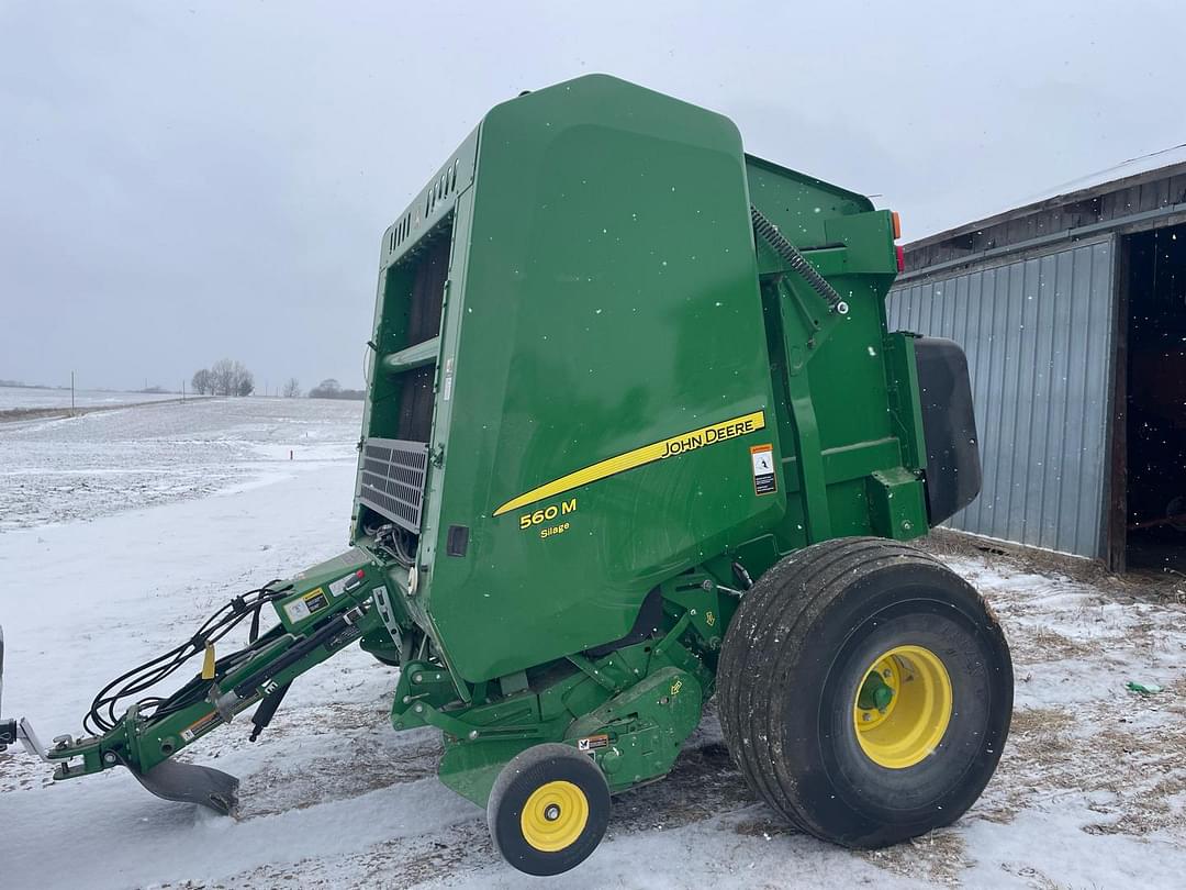 Image of John Deere 560M Silage Image 0