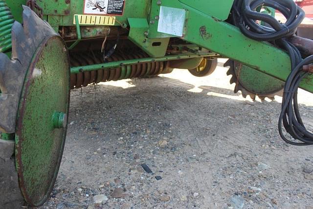 Image of John Deere 566 equipment image 3
