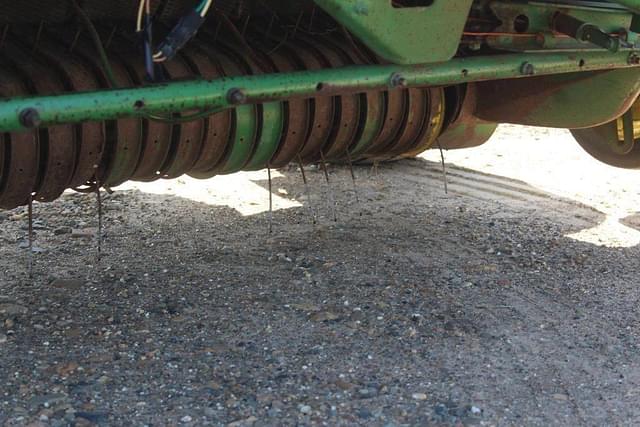 Image of John Deere 566 equipment image 4