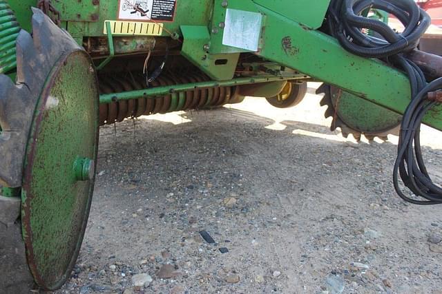 Image of John Deere 566 equipment image 3