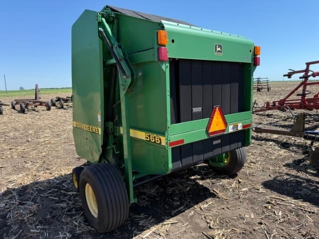 Image of John Deere 566 equipment image 3
