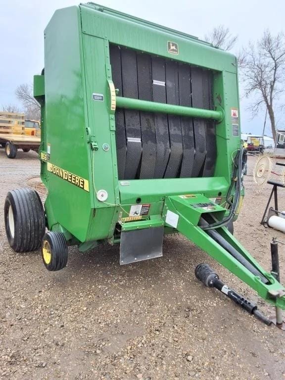 John Deere 566 Equipment Image0