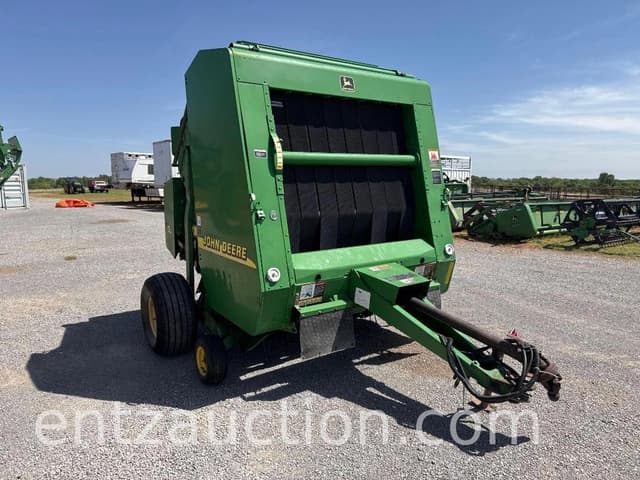 Image of John Deere 567 equipment image 2