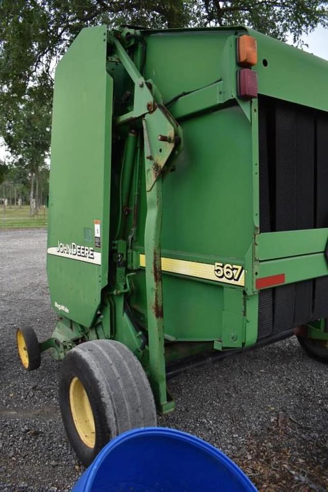 Image of John Deere 567 equipment image 4