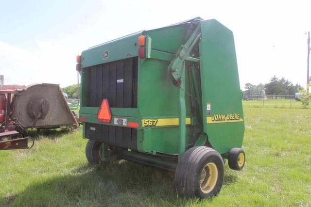 Image of John Deere 567 equipment image 1