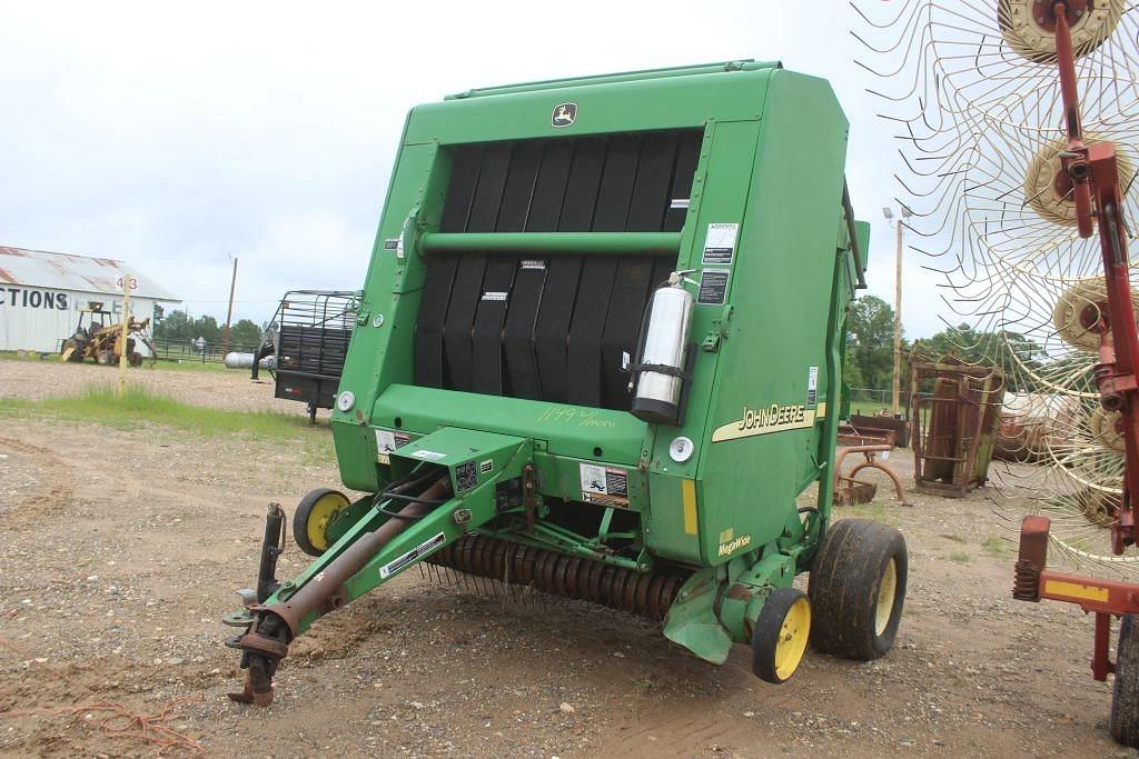Image of John Deere 567 Image 0