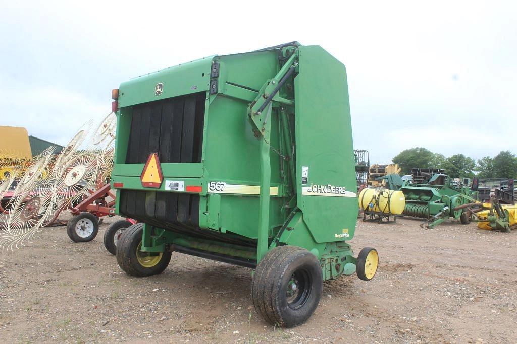 Image of John Deere 567 Image 1