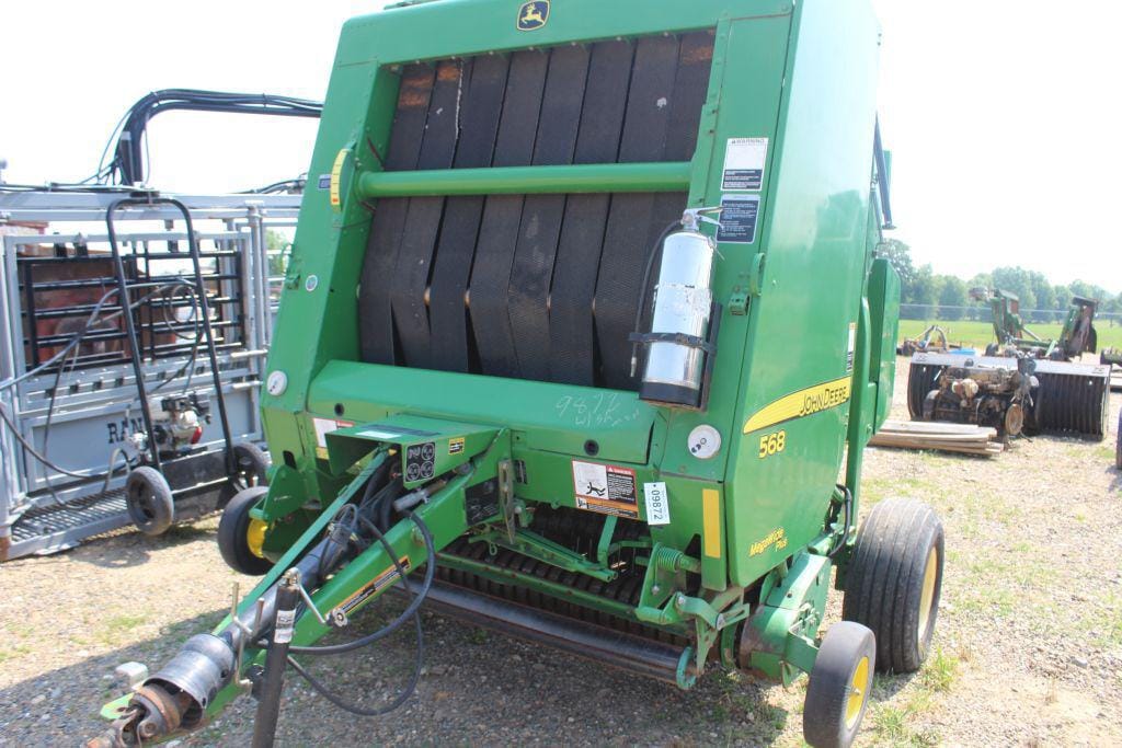 Main image John Deere 568