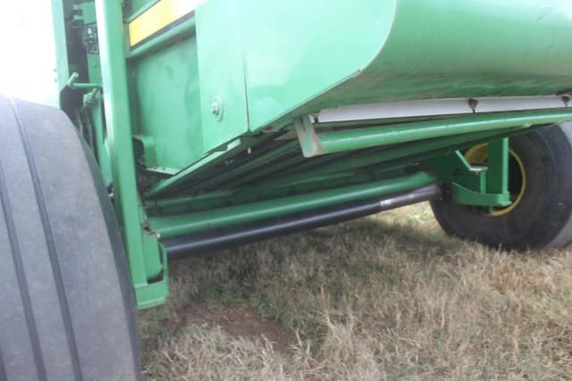 Image of John Deere 568 Mega Wide Plus equipment image 3