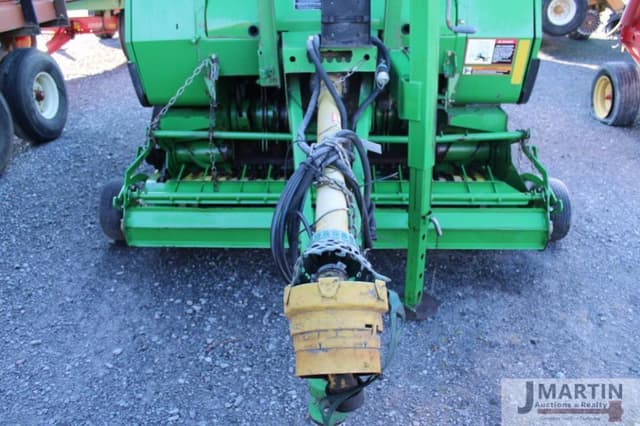Image of John Deere 582 equipment image 3