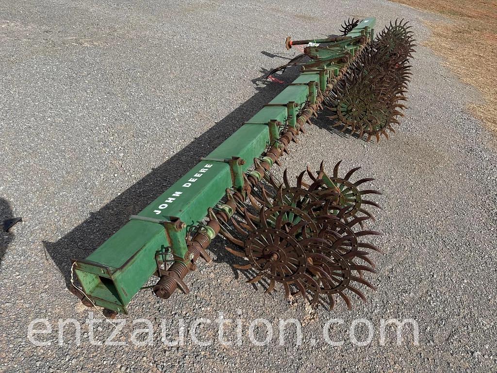 Image of John Deere 400 Primary image
