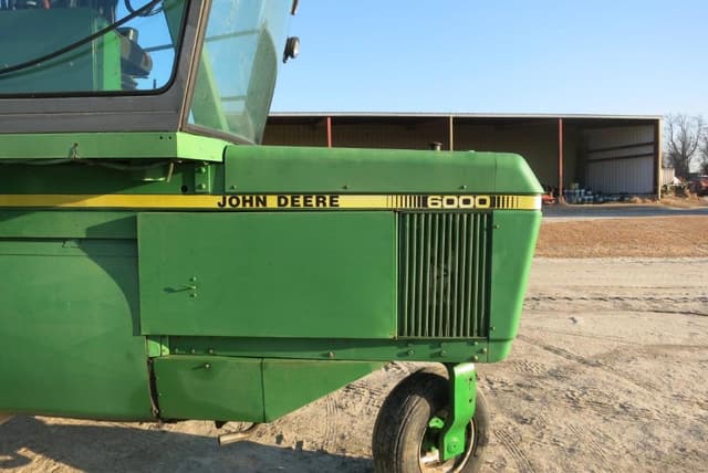 Image of John Deere 6000 equipment image 3