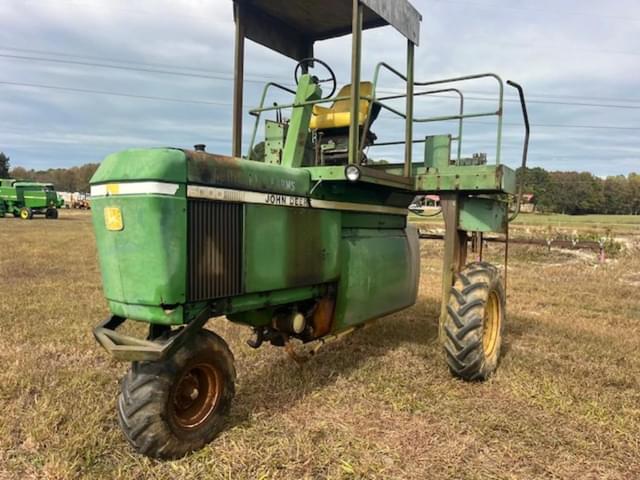 Image of John Deere E6000 equipment image 1