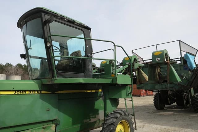 Image of John Deere 6000 equipment image 3