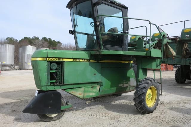 Image of John Deere 6000 equipment image 2