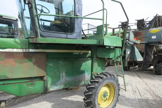 Image of John Deere 6000 equipment image 3