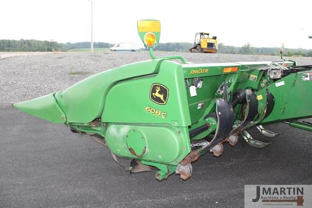 Image of John Deere 608C equipment image 3
