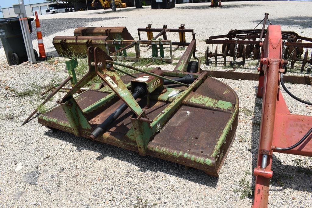 John Deere 609 Equipment Image0