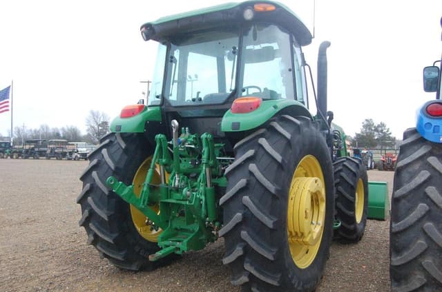 Image of John Deere 6105E equipment image 2