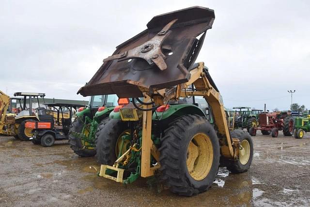 Image of John Deere 6105D equipment image 2