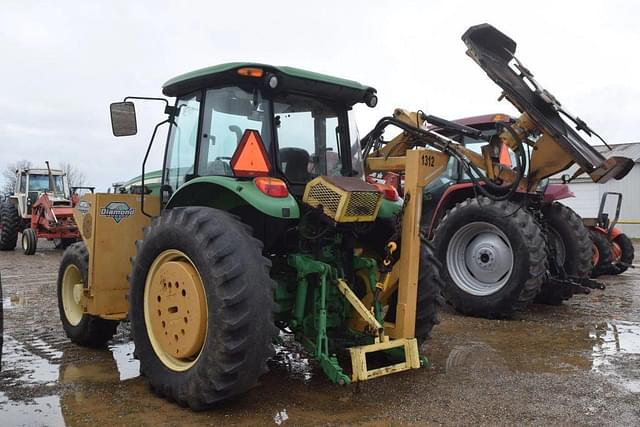 Image of John Deere 6105D equipment image 1