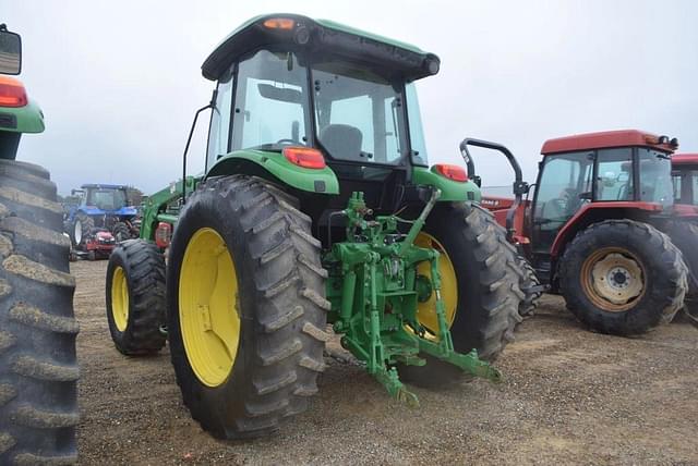 Image of John Deere 6115 equipment image 1