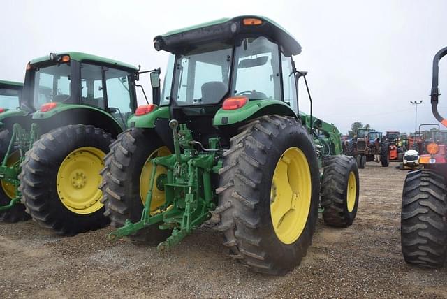 Image of John Deere 6115 equipment image 2