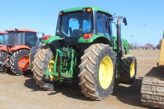 Image of John Deere 6115M equipment image 2