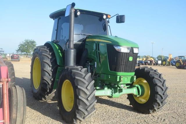 Image of John Deere 6120E equipment image 3