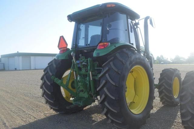 Image of John Deere 6120E equipment image 2