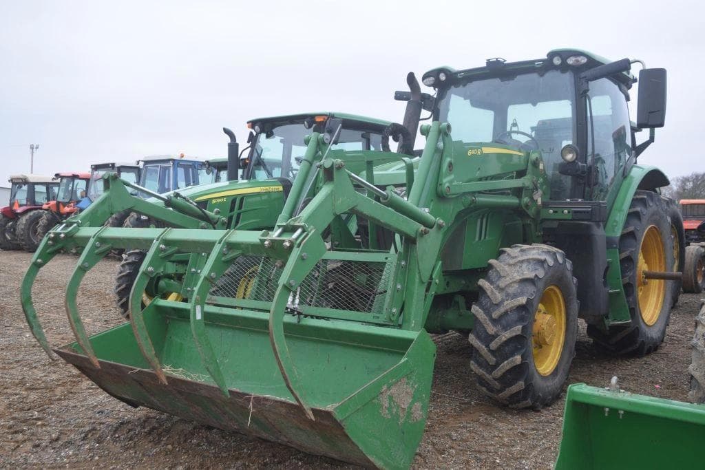 Image of John Deere 6120R Primary image