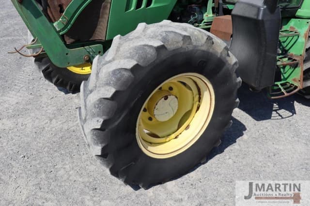 Image of John Deere 6125M equipment image 4