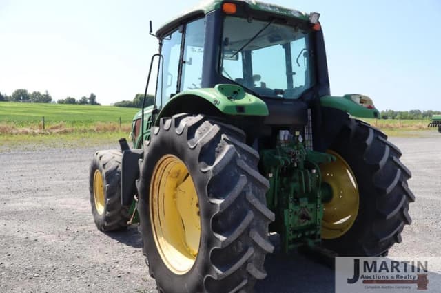 Image of John Deere 6125M equipment image 3