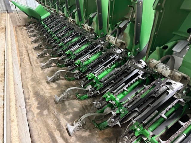 Image of John Deere 612C equipment image 4