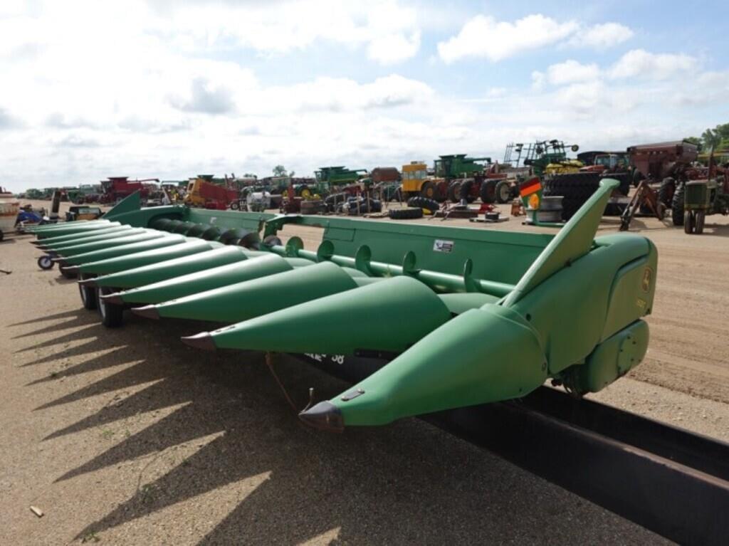 Image of John Deere 612C Primary image