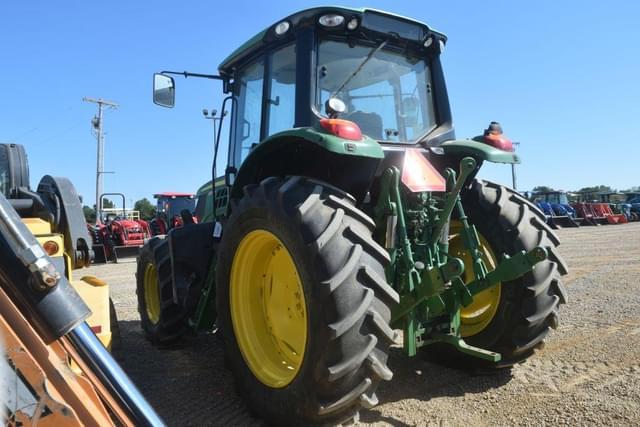 Image of John Deere 6130M equipment image 1