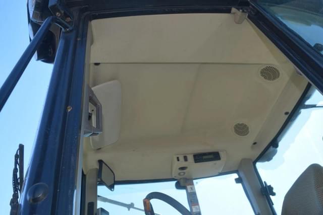 Image of John Deere 6130M equipment image 4