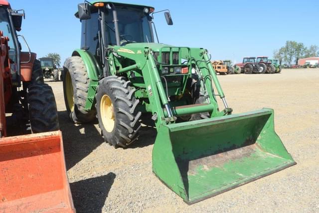 Image of John Deere 6140D equipment image 3