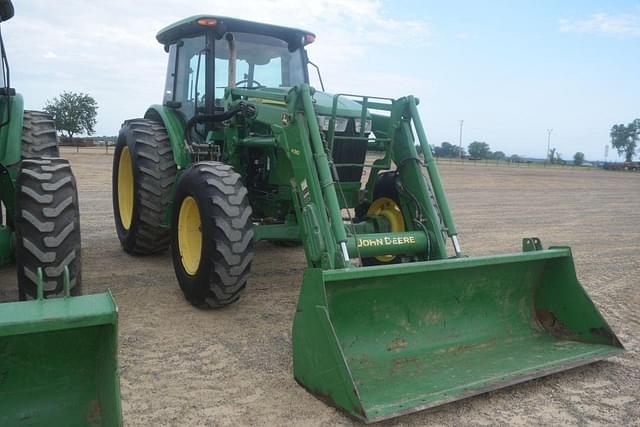 Image of John Deere 6140D equipment image 3
