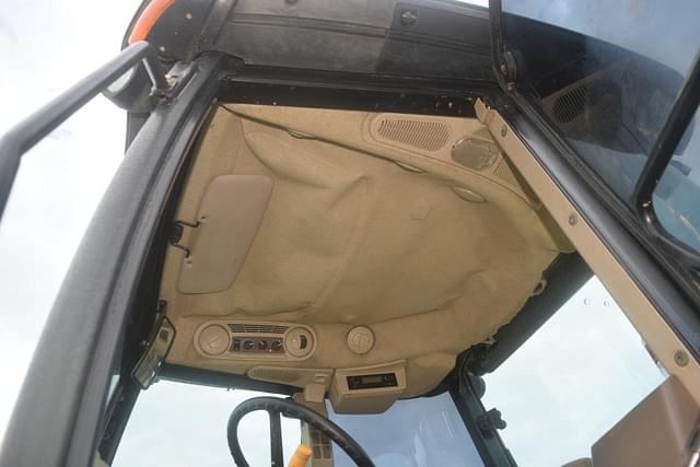 Image of John Deere 6140D equipment image 4